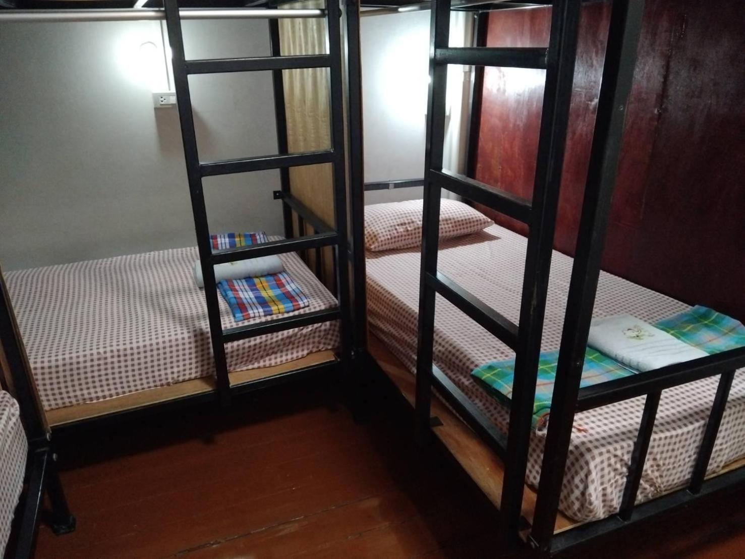 Amazing Khaosan Hostel Bangkok Exterior foto